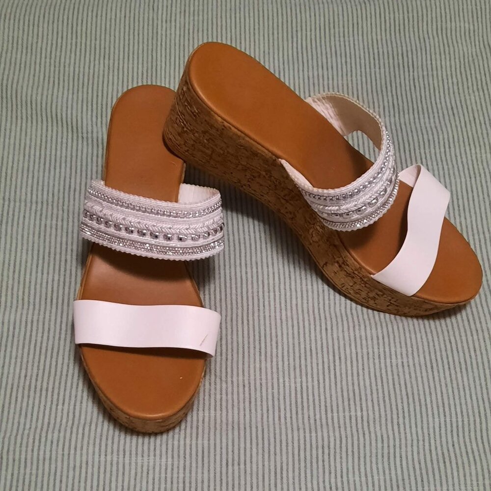 Italian Shoemakers White Strappy Wedge